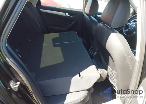 2011 Audi A4 2.0T Premium z USA, uszkodzony, nr VIN WAUFFAFL0BN033650